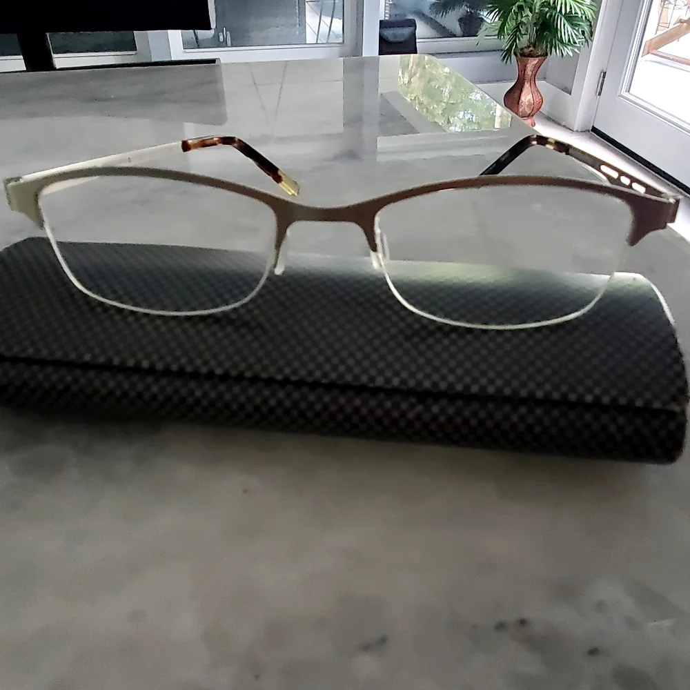 Anti Glare Progressive Reading Glasses +1.50 Nearly New